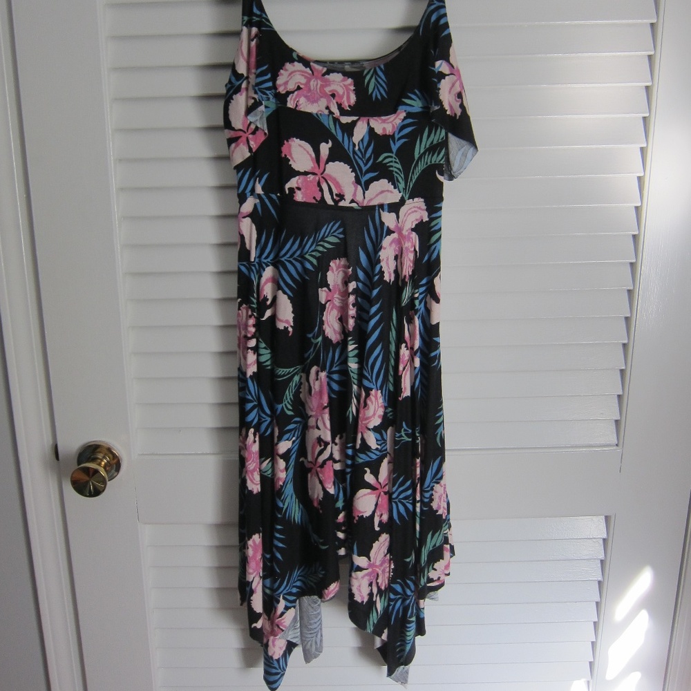 Urban Outfitters Kimchi Blue Tropical Floral Open Back Jersey Dress sz XS